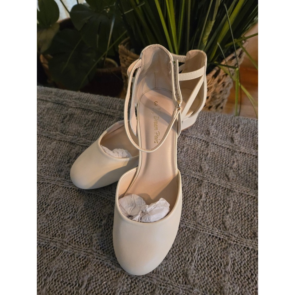 NEW - Dream Pairs Girls Cream Round Toe Block Heel Ankle Strap Pumps Size 3